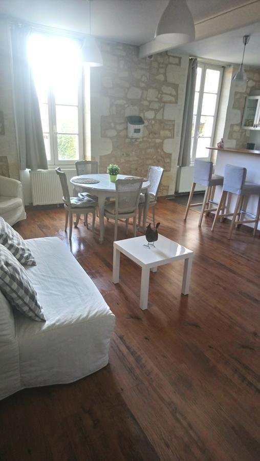 Entre Estuaire Et Citadelle Apartment เบลย์ ภายนอก รูปภาพ